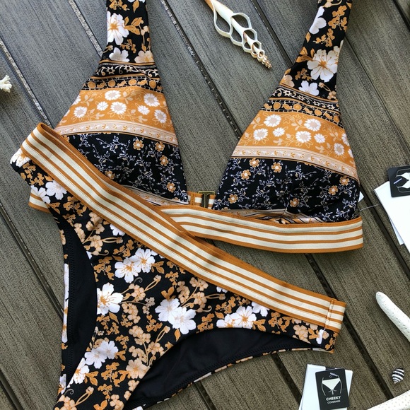 🌴🔆RIP CURL - MARIGOLD DEEP CHEEKY BIKINI SET🔆🌴 - Picture 8 of 16